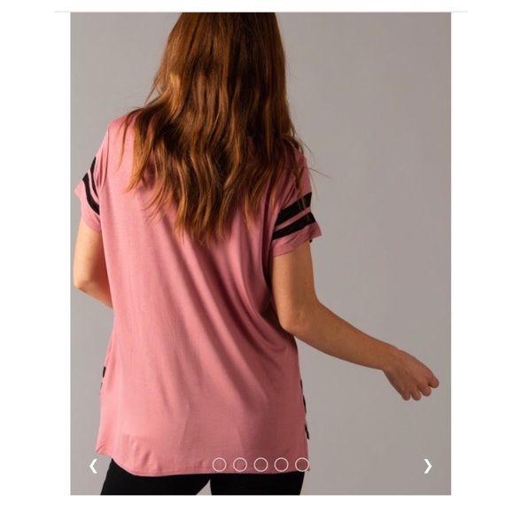 ๐ Sporty hi lo tee blush black mesh stripes - Picture 9 of 9